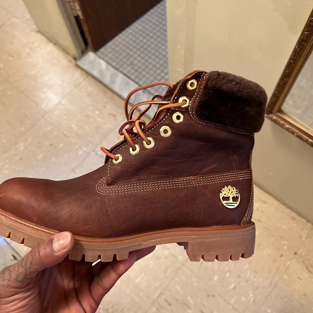 NEW!!!!! MENS EXCLUSIVE VINTAGE FURLINED TIMBERLANDS